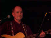 mike2_2.jpg (32886 bytes)