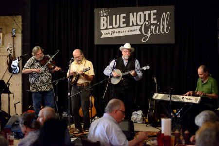 chwn_karenablum.jpg (168467 bytes)