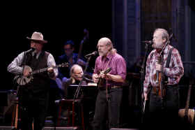 closeupCHWN_PHC.jpg (108813 bytes)